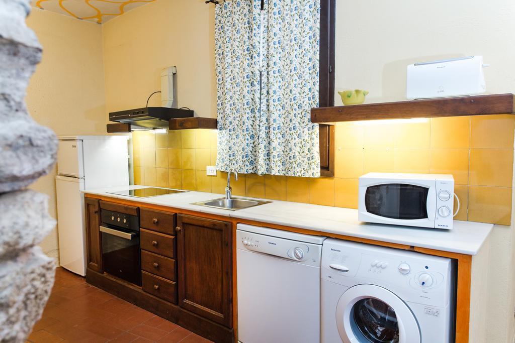 Apartaments Can Gibert كاستيلو دي إمبوريس المظهر الخارجي الصورة