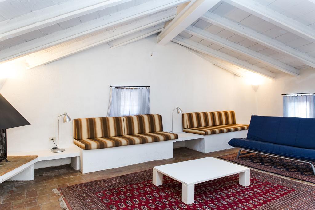 Apartaments Can Gibert كاستيلو دي إمبوريس المظهر الخارجي الصورة