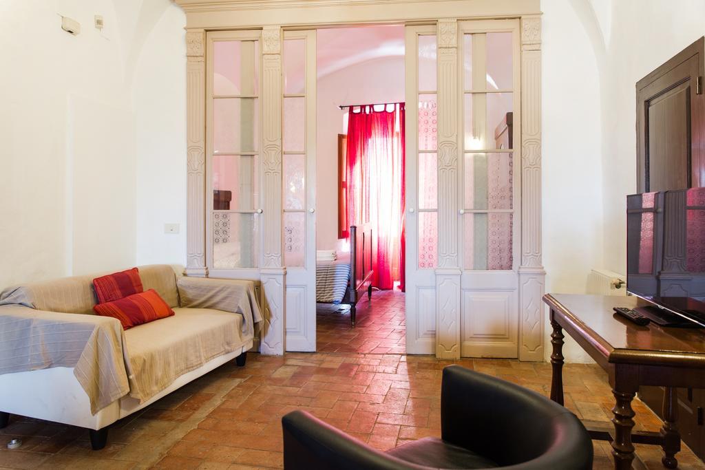 Apartaments Can Gibert كاستيلو دي إمبوريس المظهر الخارجي الصورة